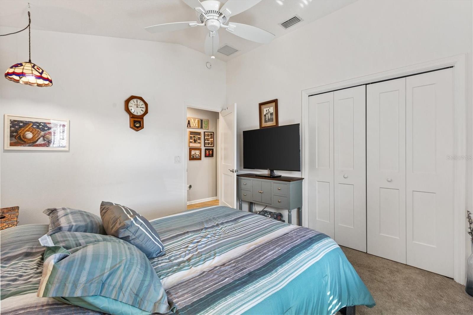 Image 18 of 34 For 5709 Grimes Court