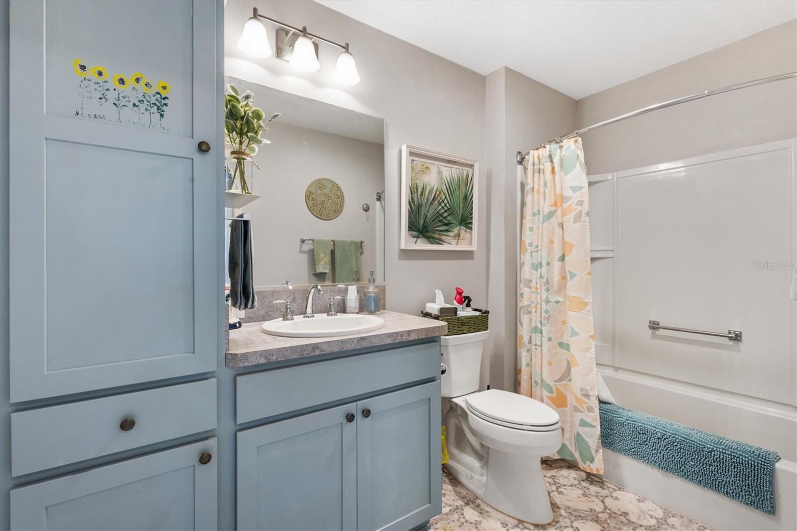 Image 19 of 34 For 5709 Grimes Court