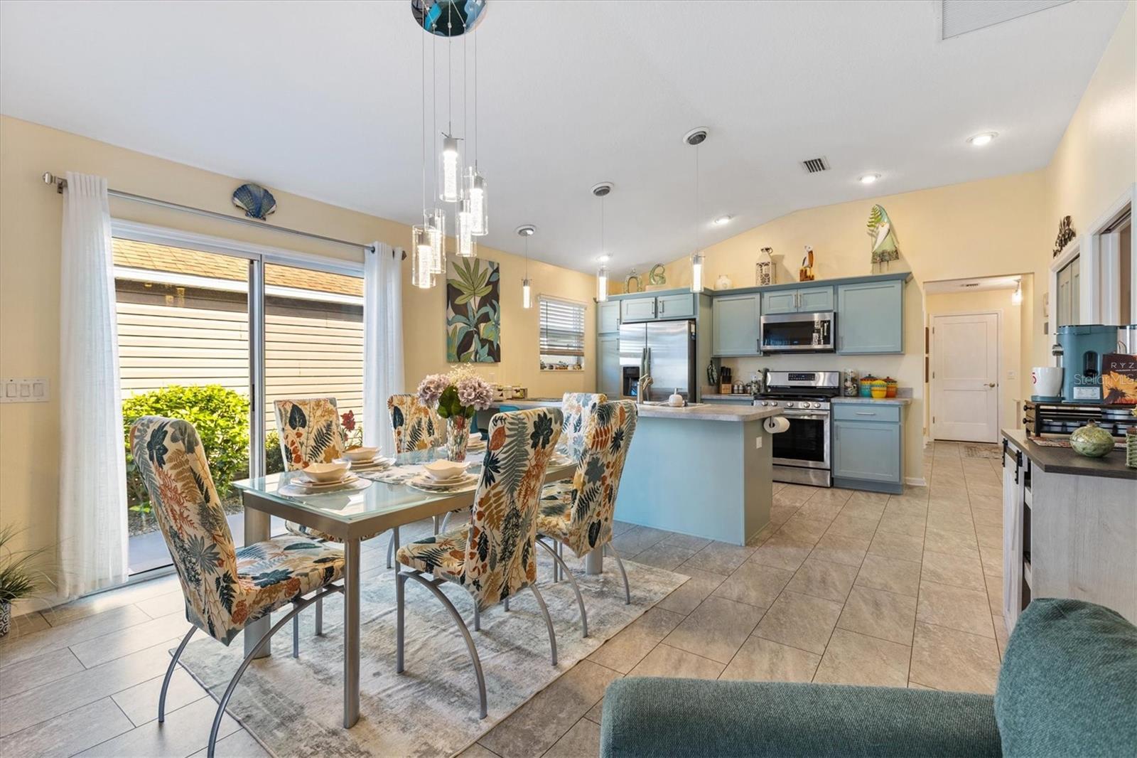 Image 8 of 34 For 5709 Grimes Court