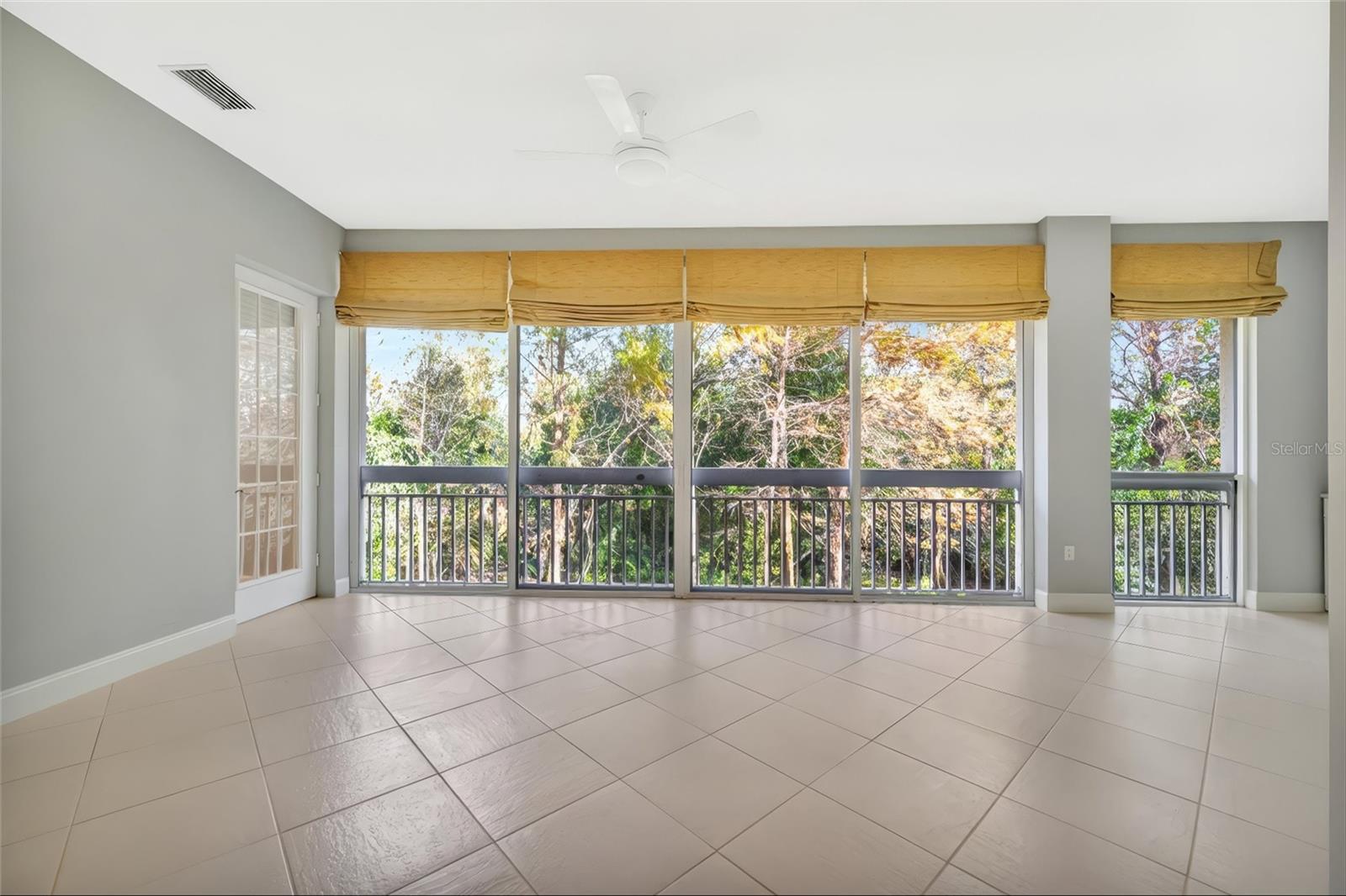 Image 11 of 77 For 3608 54th Drive W 202