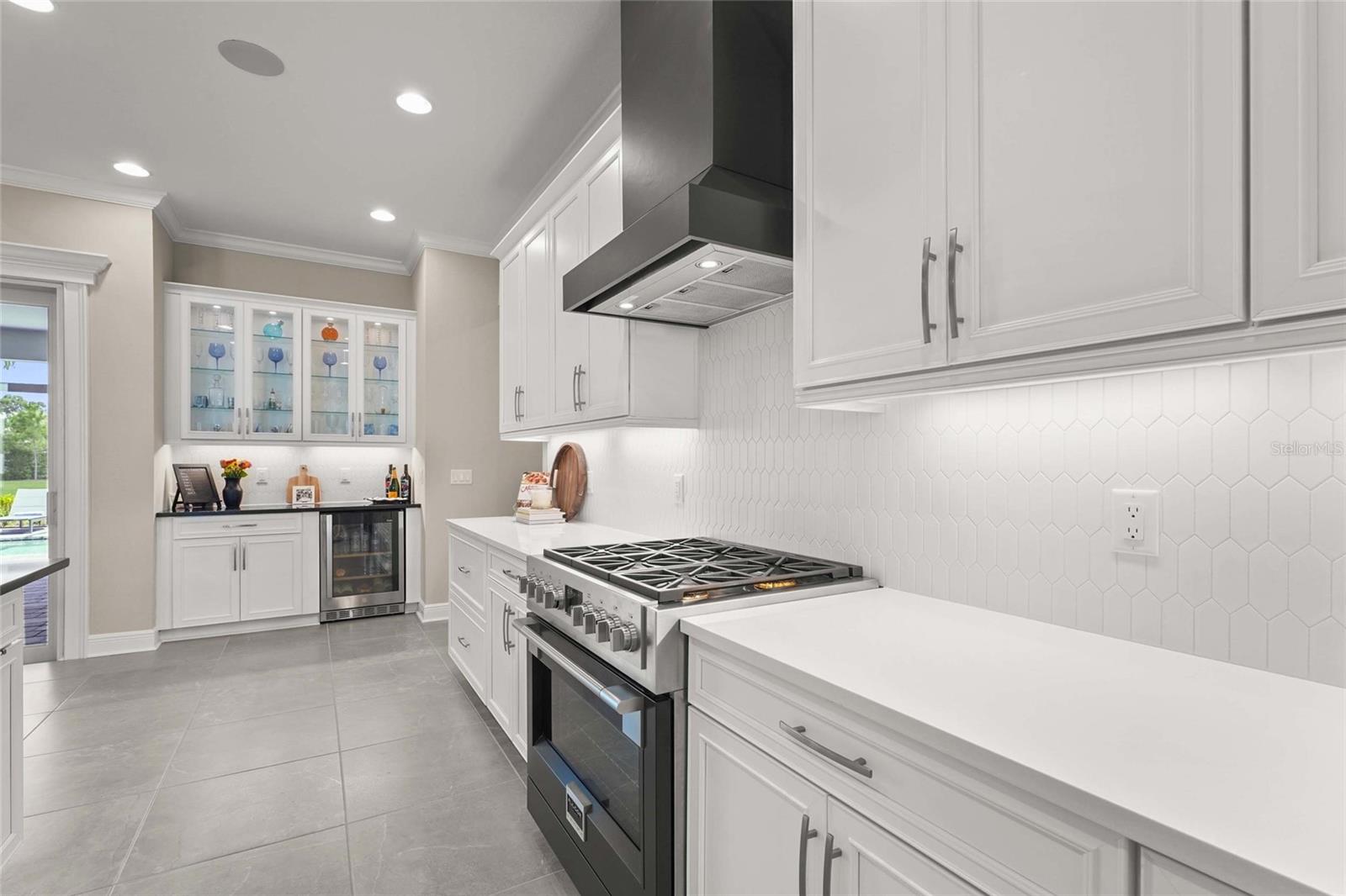 Image 28 of 90 For 6173 Lungo Lago Drive