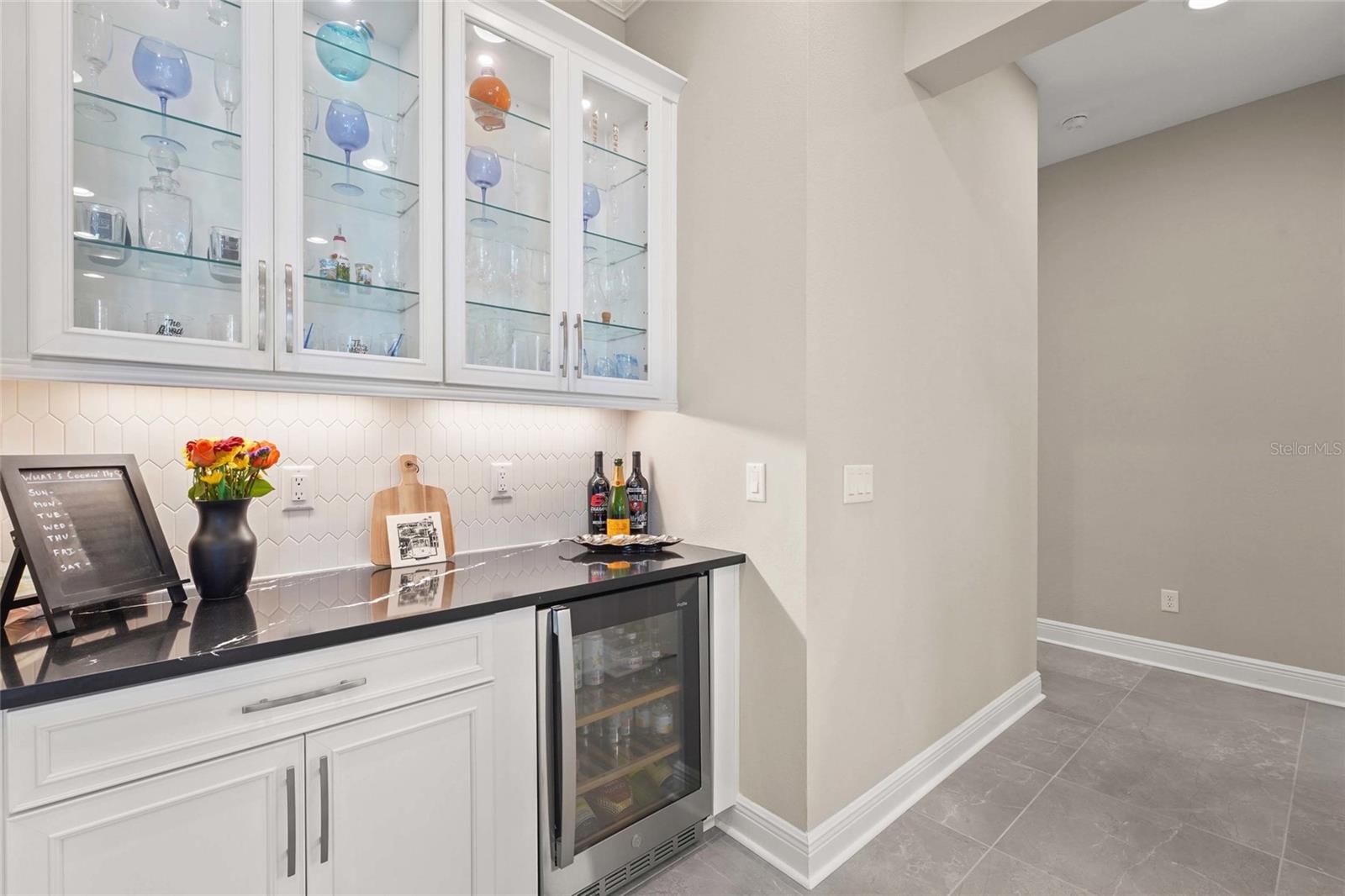 Image 32 of 90 For 6173 Lungo Lago Drive