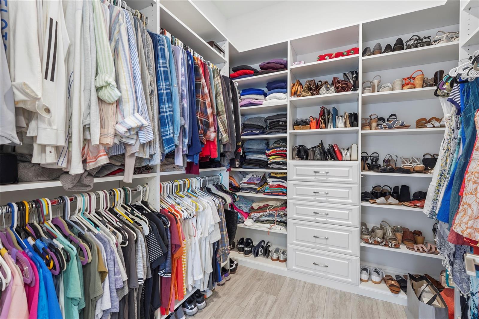 Image 53 of 90 For 6173 Lungo Lago Drive