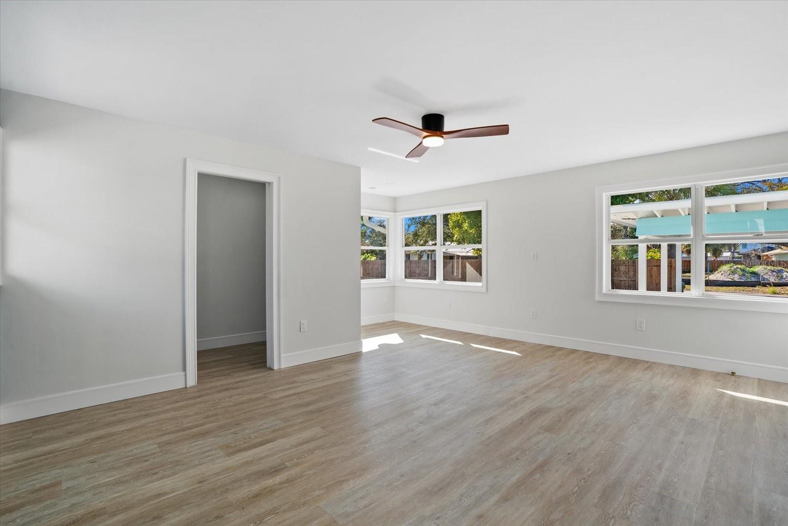 Image 17 of 48 For 2104 Datura Street