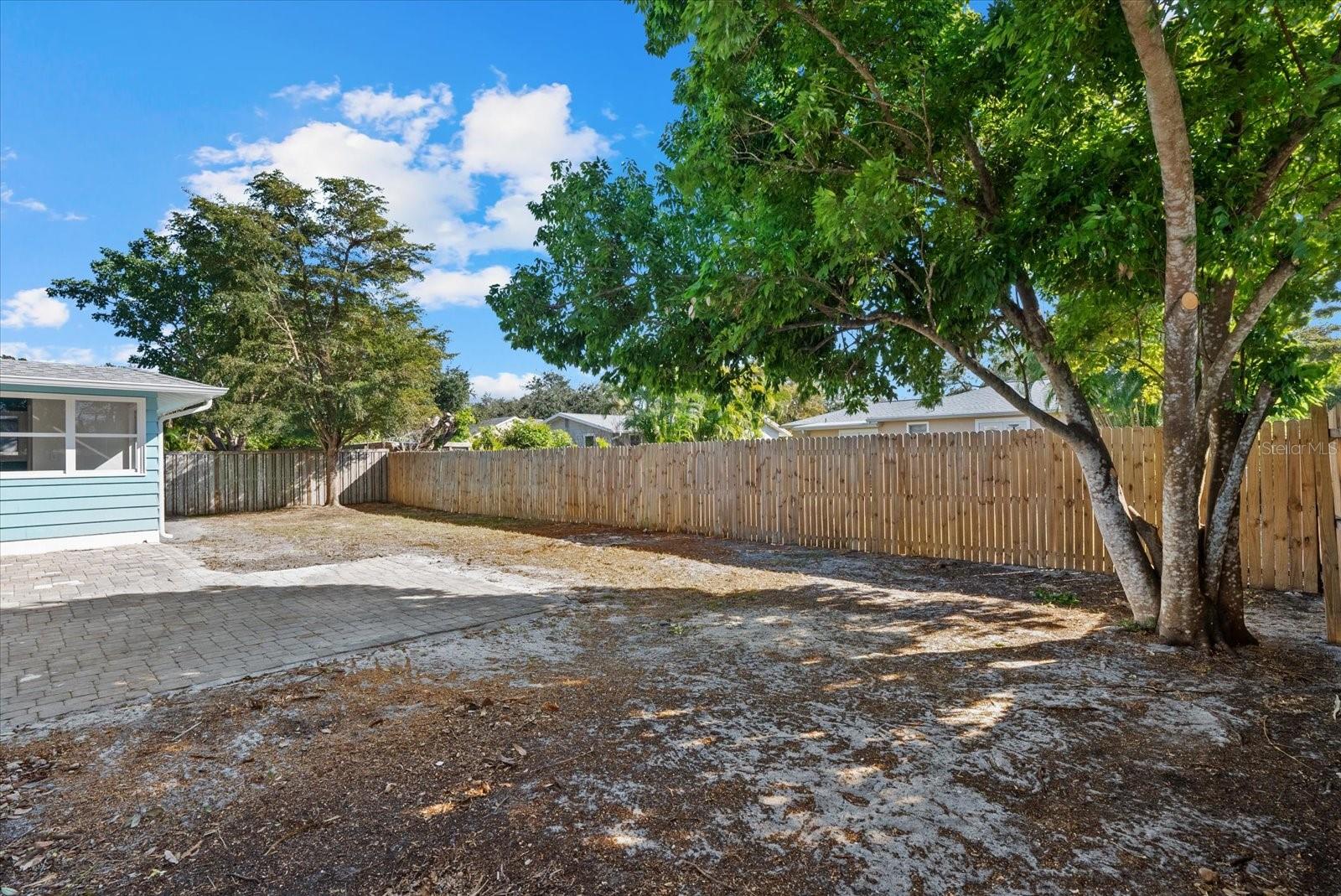 Image 34 of 48 For 2104 Datura Street