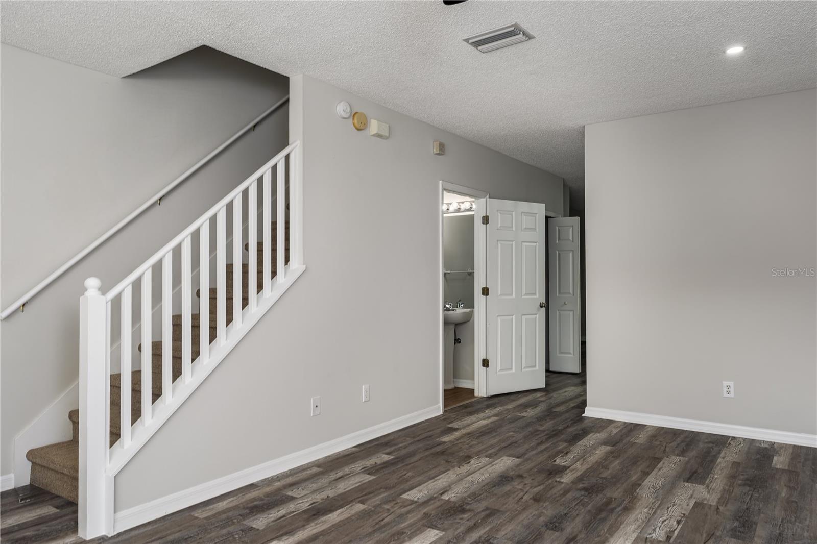 Image 4 of 30 For 6213 Osprey Lake Circle