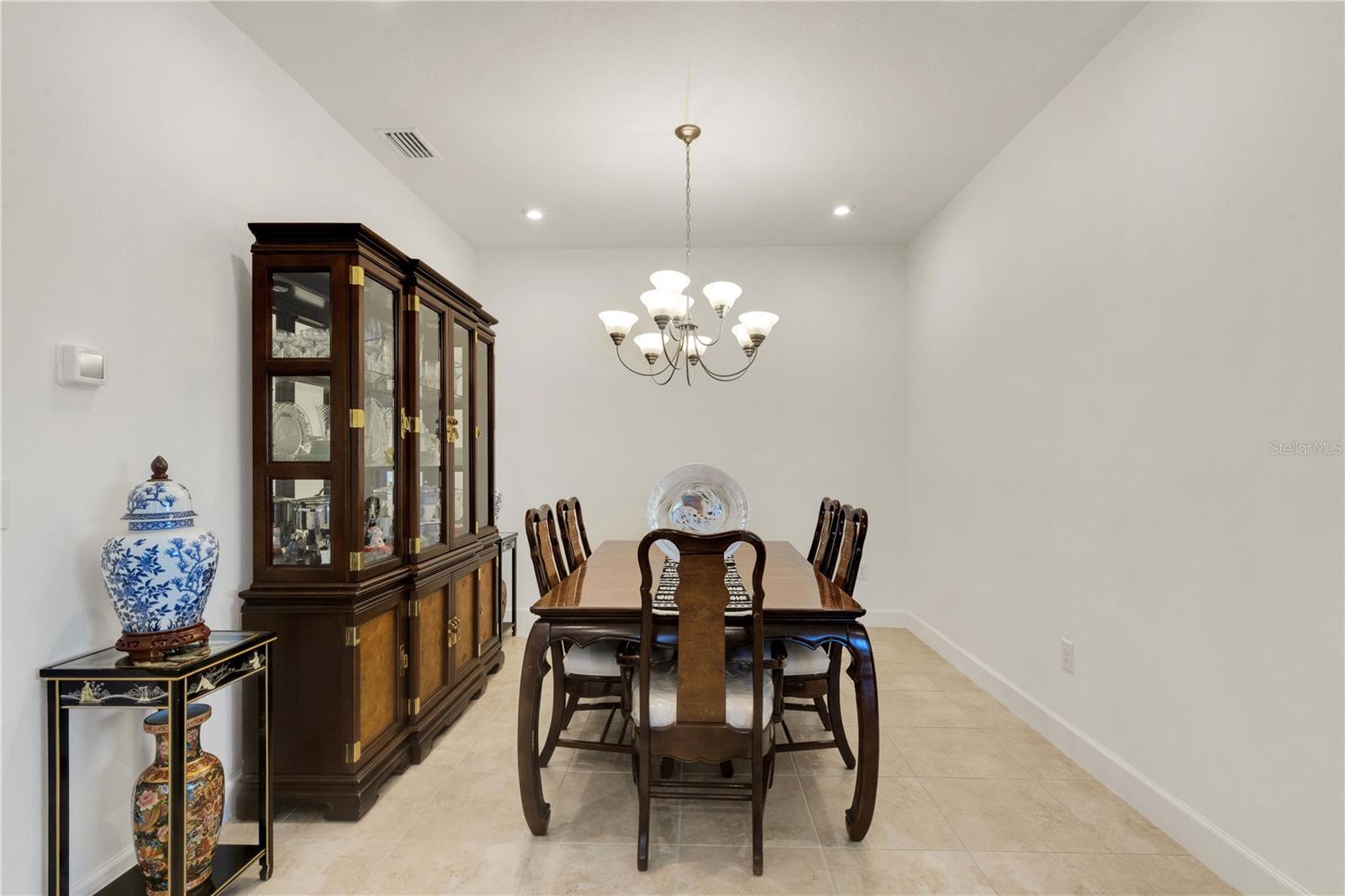 Image 14 of 44 For 10930 Wendover Drive