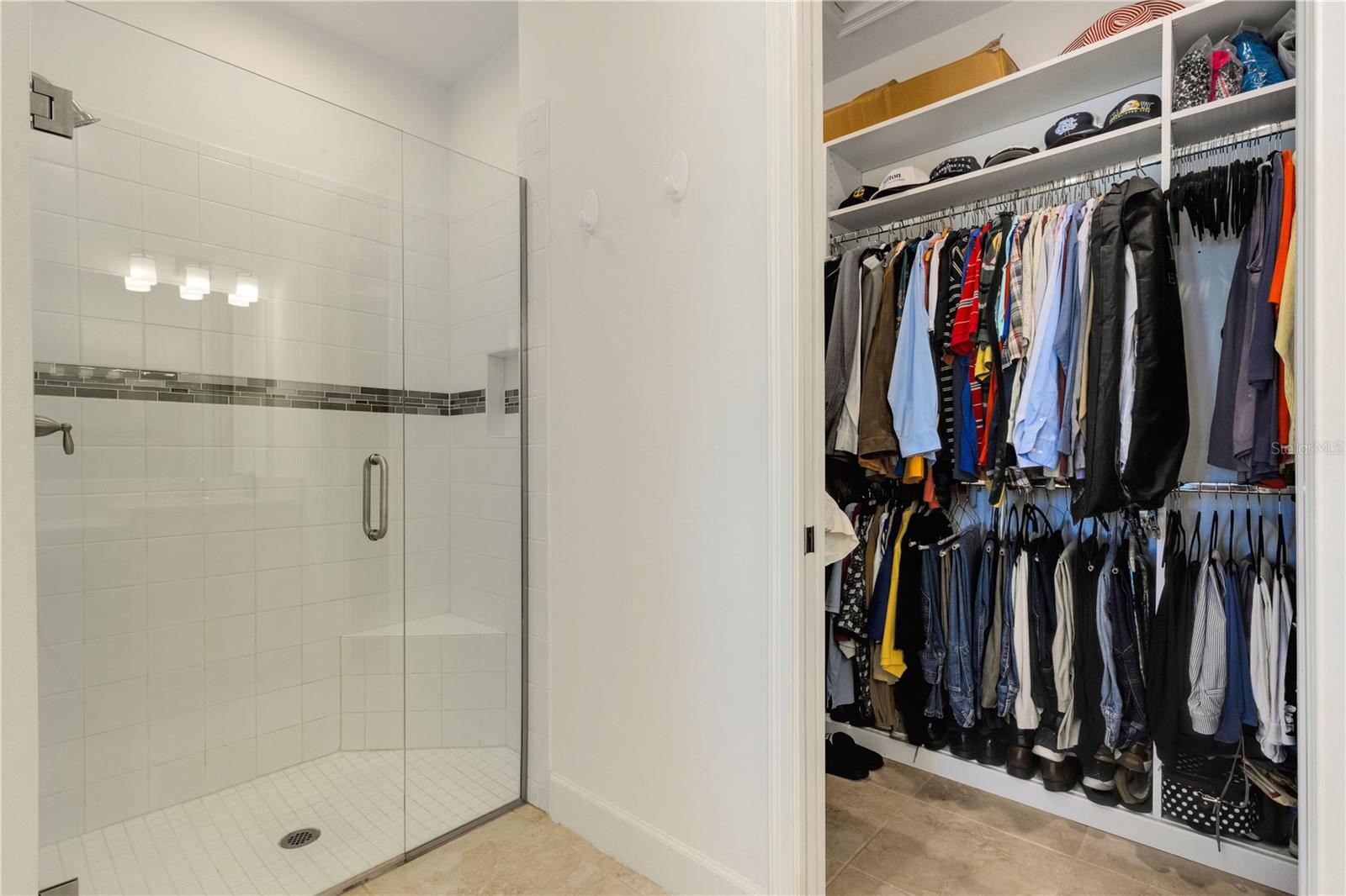 Image 27 of 44 For 10930 Wendover Drive