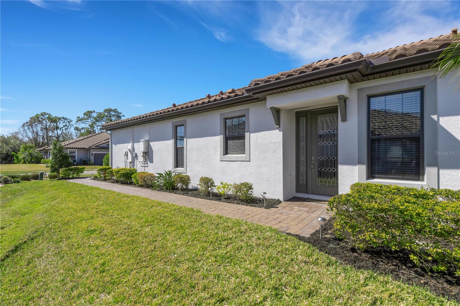 Image 5 of 44 For 10930 Wendover Drive