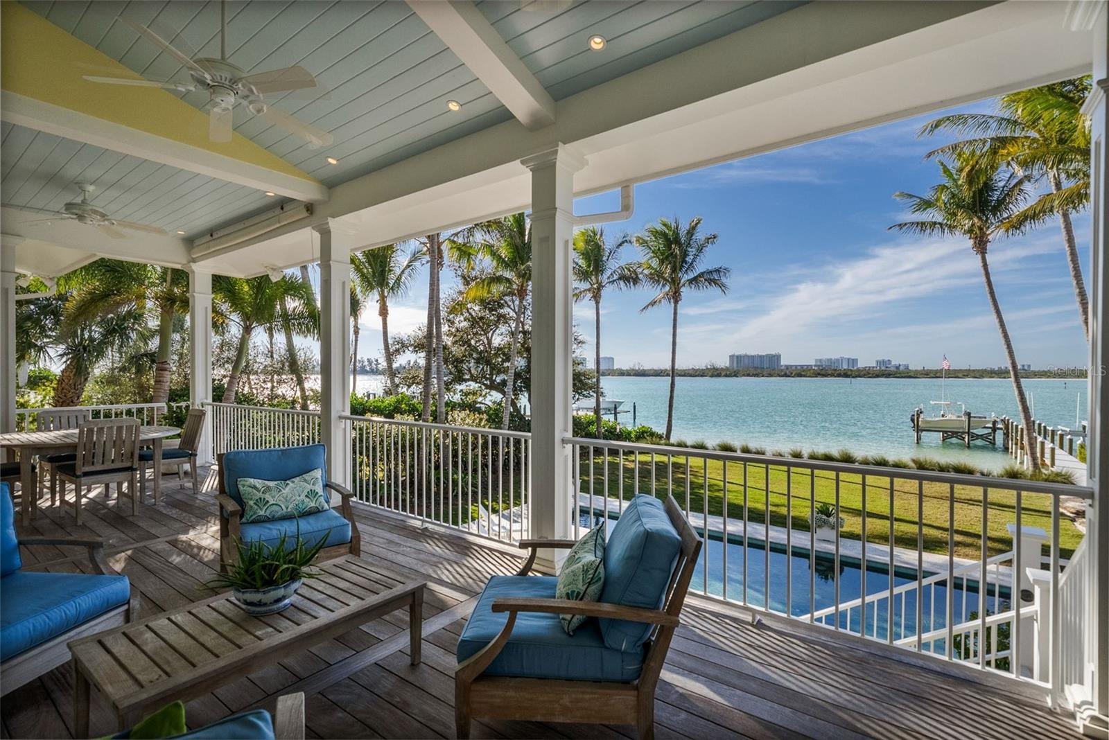 Image 19 of 83 For 3440 Gulfmead Drive