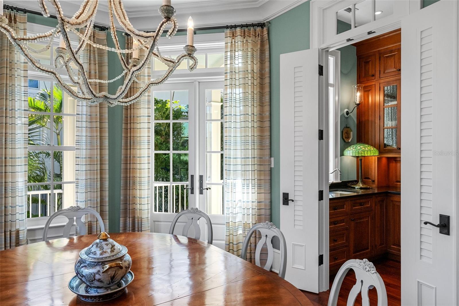 Image 26 of 83 For 3440 Gulfmead Drive