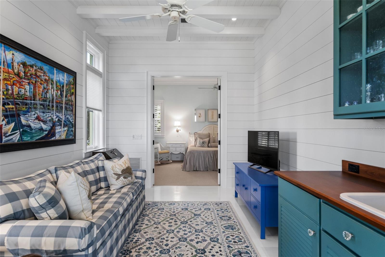 Image 35 of 83 For 3440 Gulfmead Drive