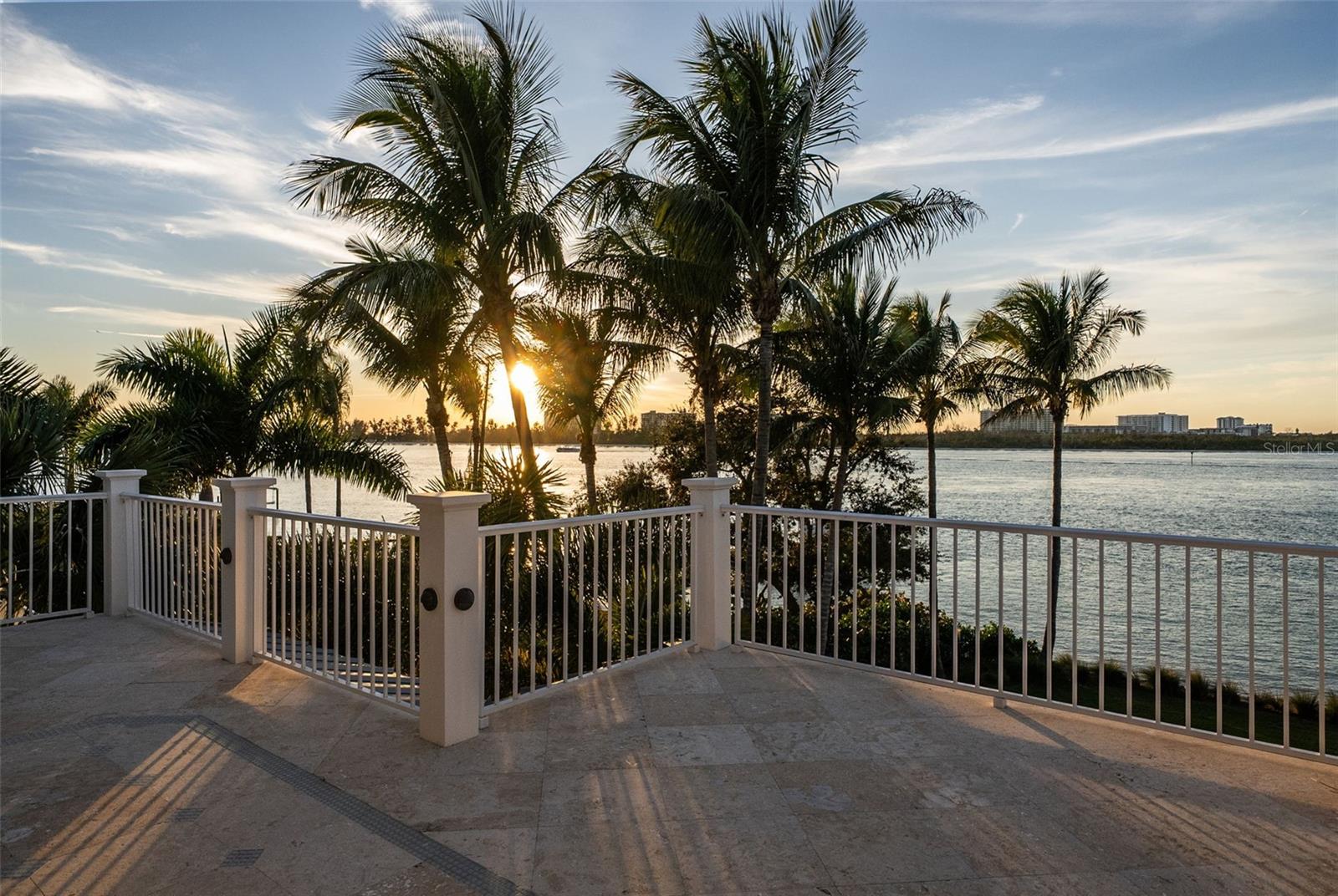 Image 48 of 83 For 3440 Gulfmead Drive