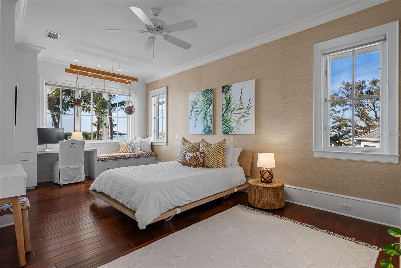 Image 55 of 83 For 3440 Gulfmead Drive