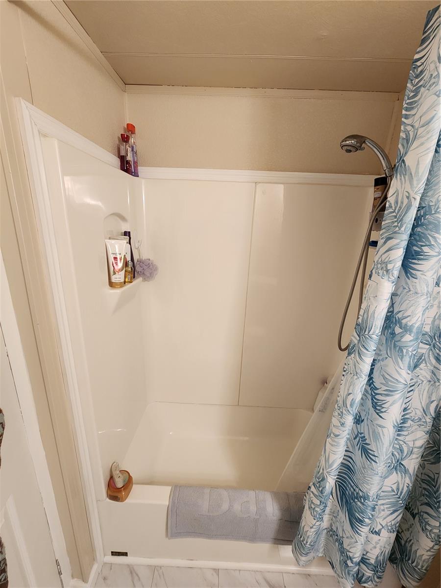 Image 15 of 36 For 808 53rd Avenue E 22