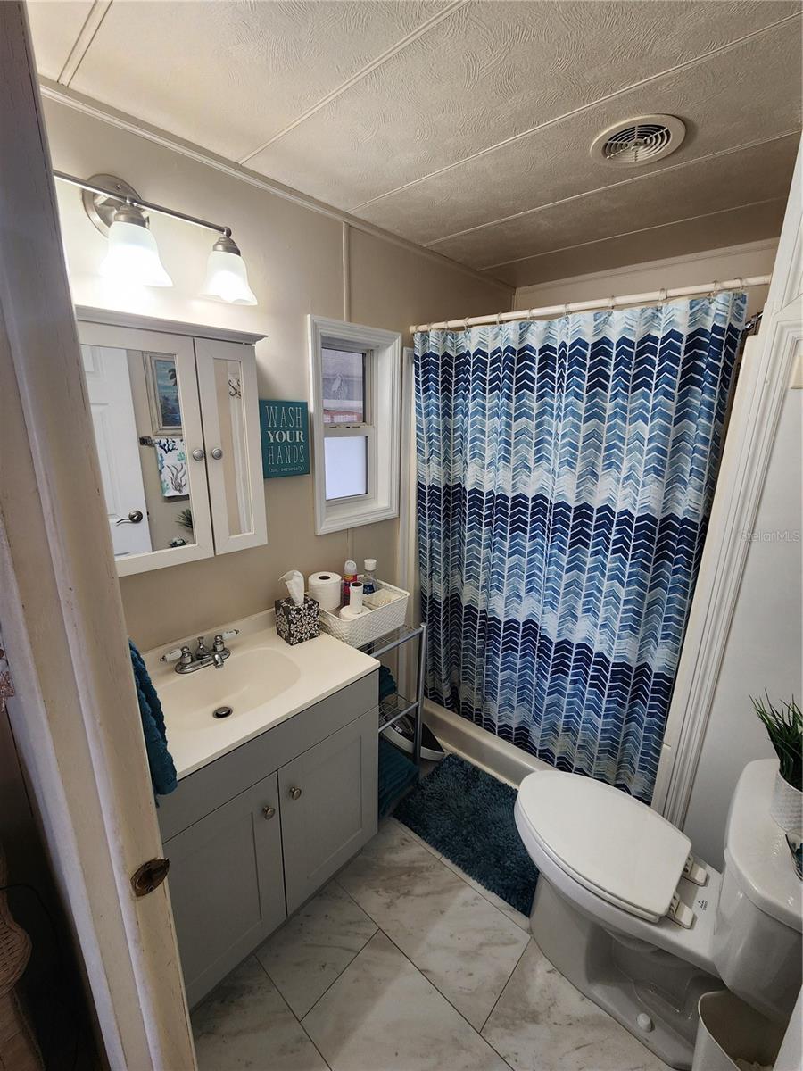 Image 20 of 36 For 808 53rd Avenue E 22