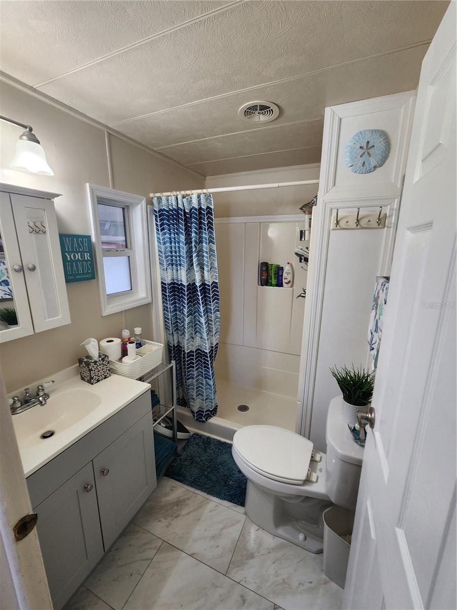 Image 21 of 36 For 808 53rd Avenue E 22