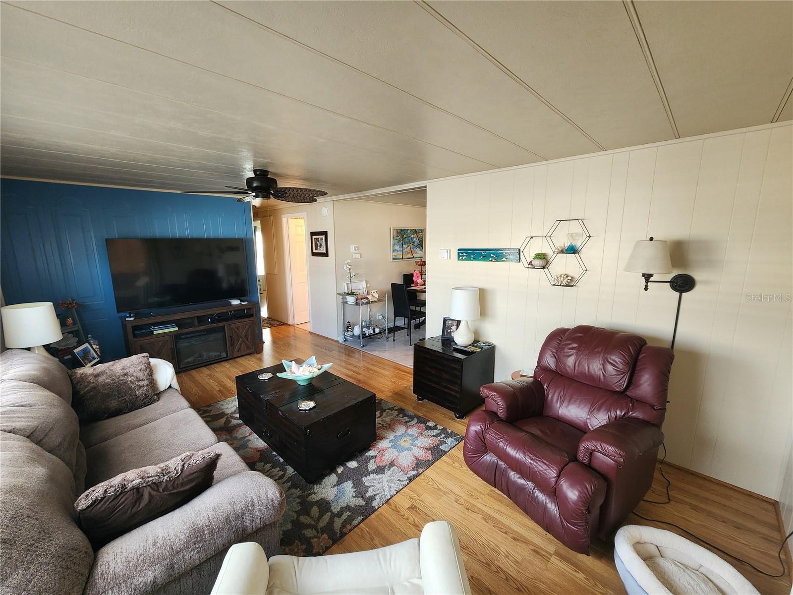 Image 6 of 36 For 808 53rd Avenue E 22