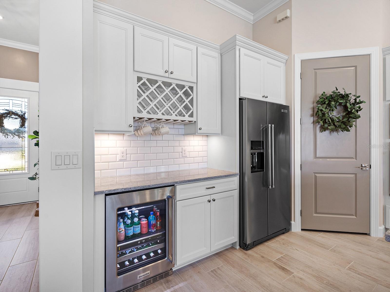 Image 17 of 64 For 1402 Sailview Place