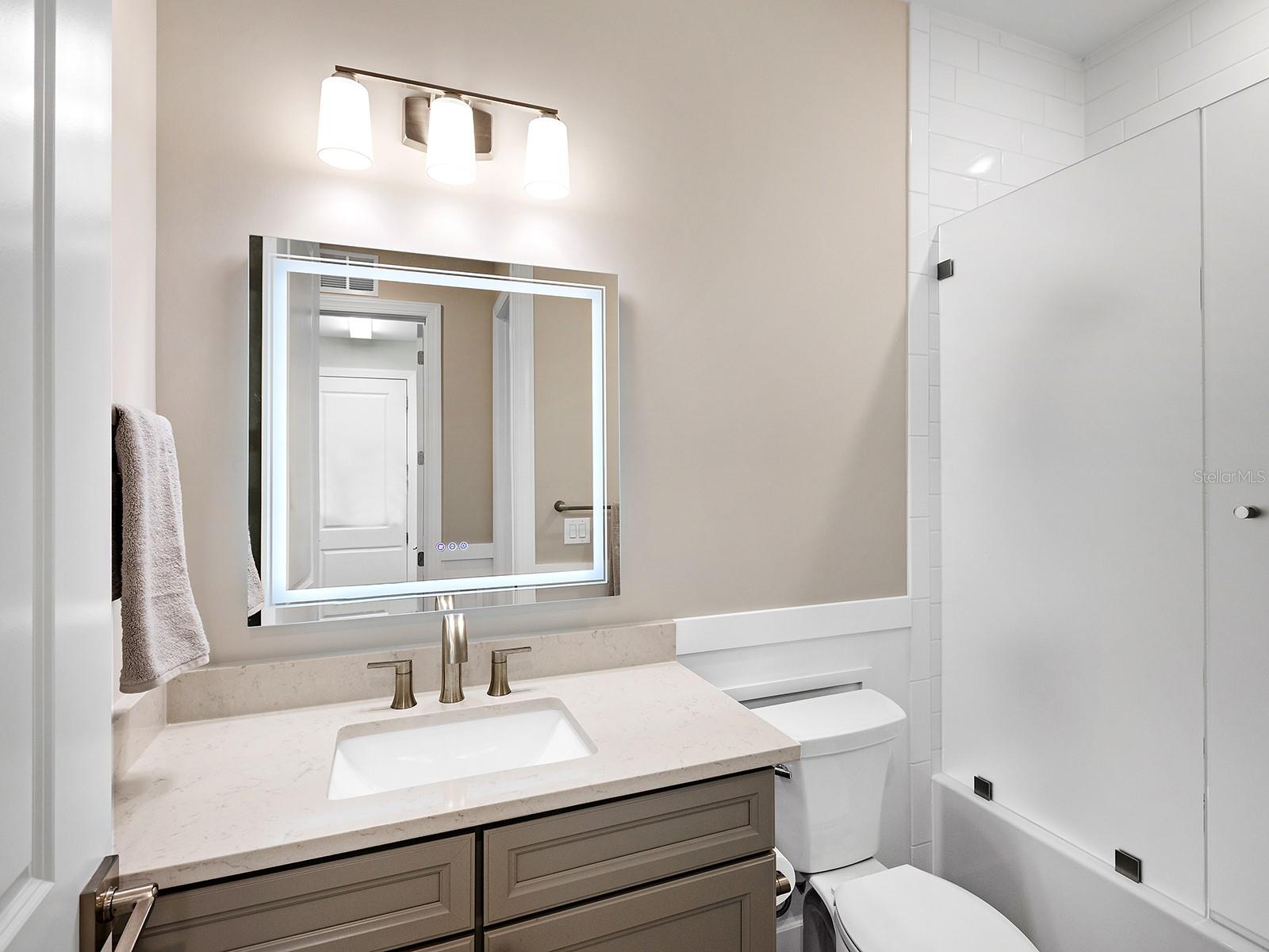 Image 30 of 64 For 1402 Sailview Place