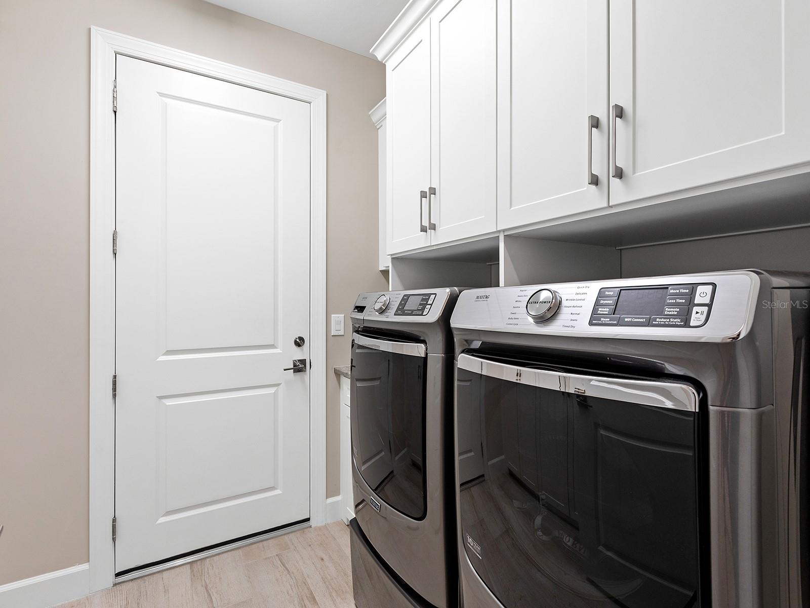 Image 32 of 64 For 1402 Sailview Place