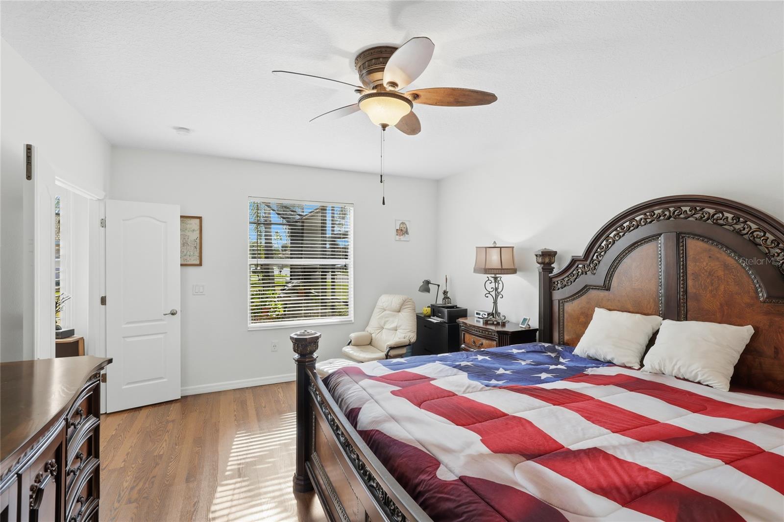 Image 18 of 70 For 8222 Haven Harbour Way