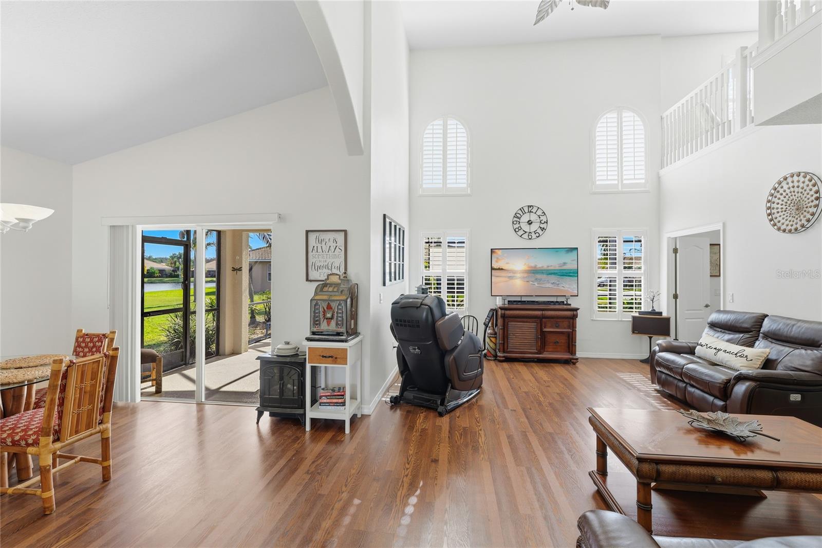 Image 7 of 70 For 8222 Haven Harbour Way