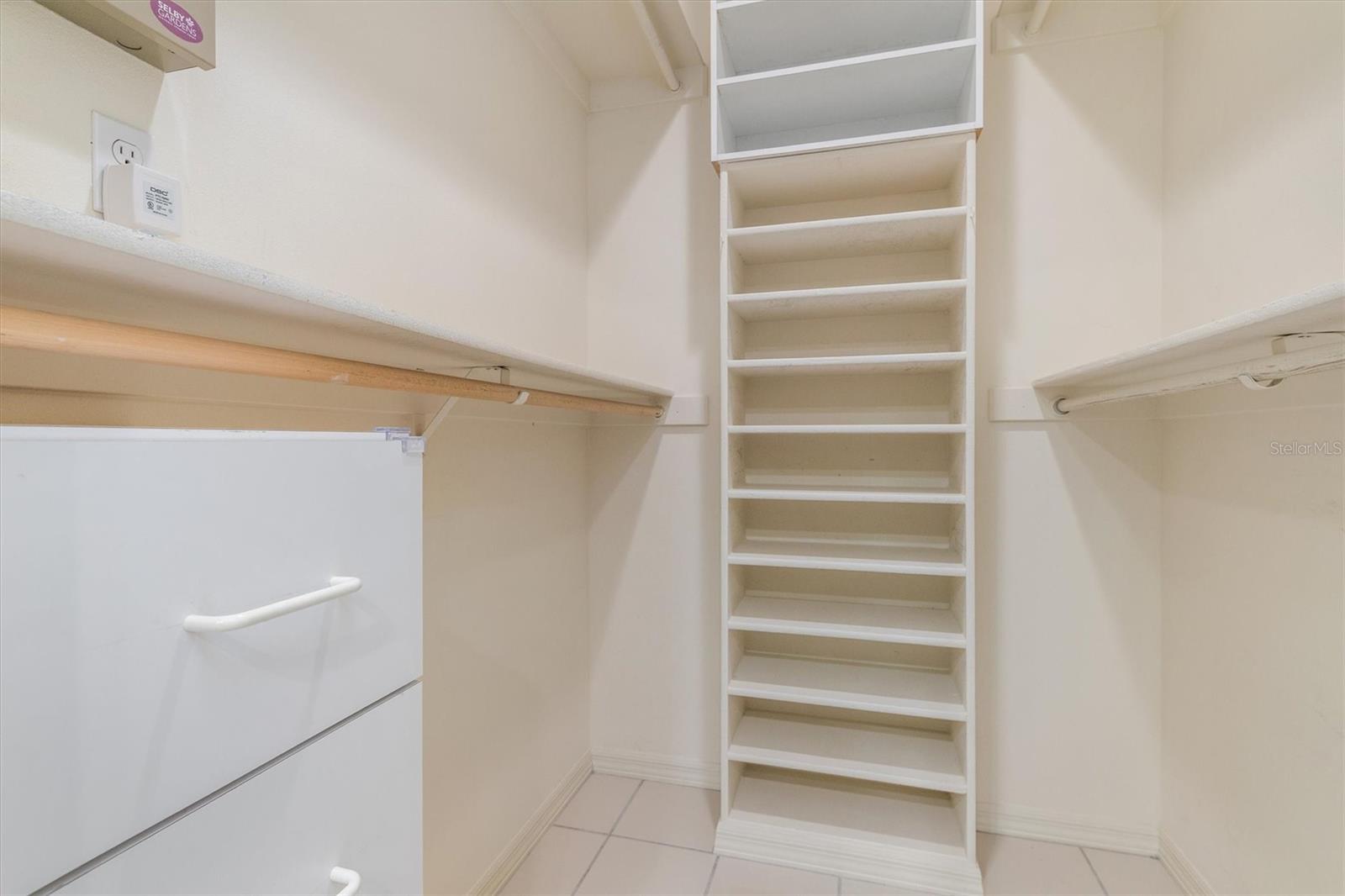 Image 25 of 50 For 8468 Woodbriar Drive