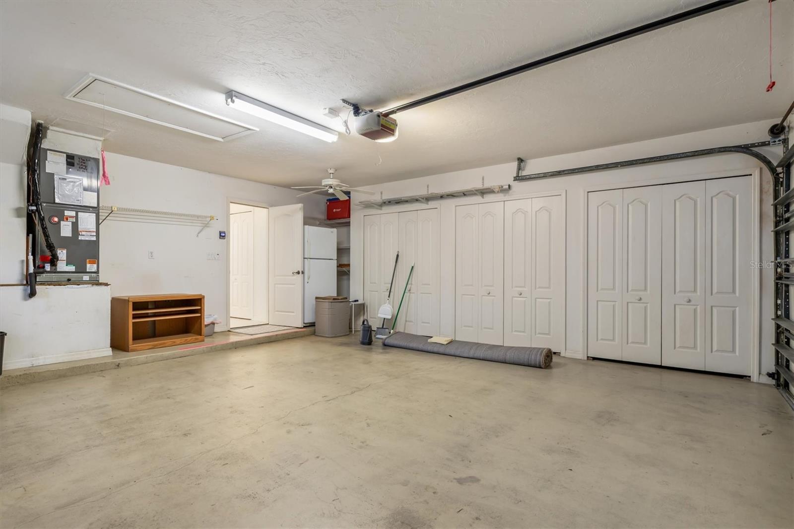 Image 37 of 50 For 8468 Woodbriar Drive