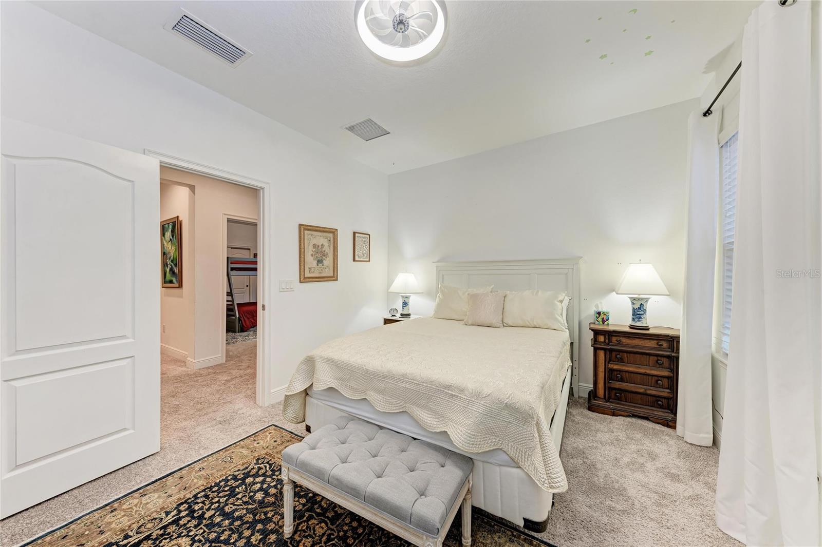 Image 31 of 45 For 4533 Chinkapin Drive