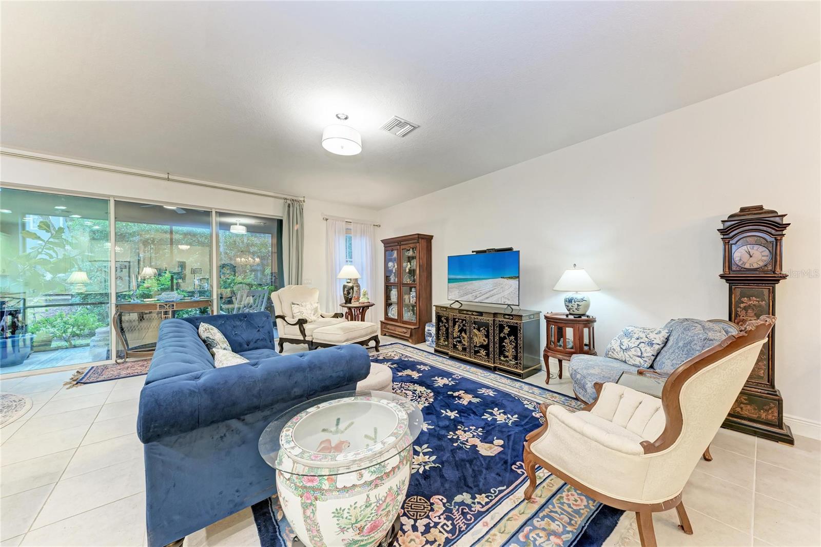 Image 6 of 45 For 4533 Chinkapin Drive