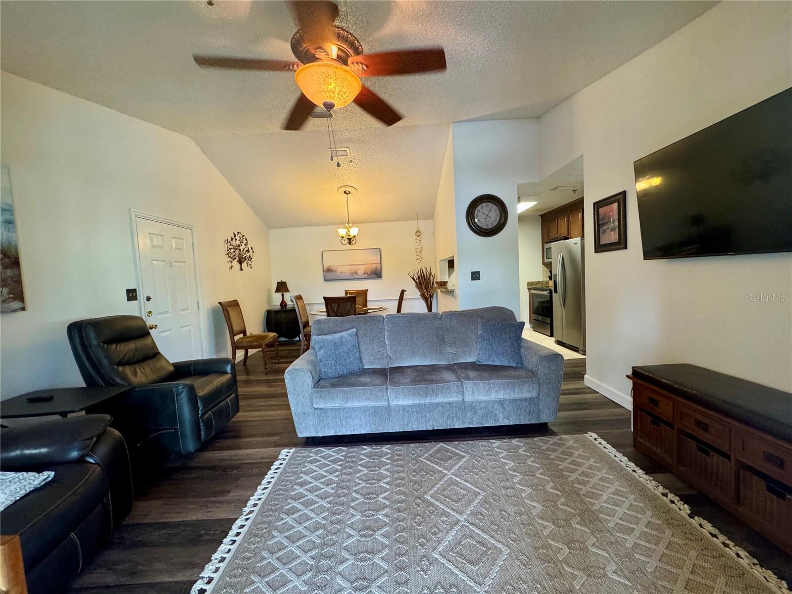 Image 2 of 5 For 4032 Crockers Lake Boulevard 27