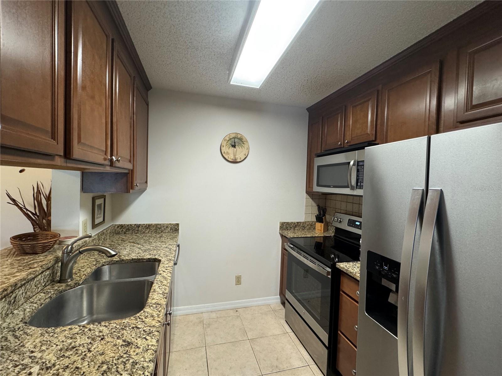 Image 3 of 5 For 4032 Crockers Lake Boulevard 27