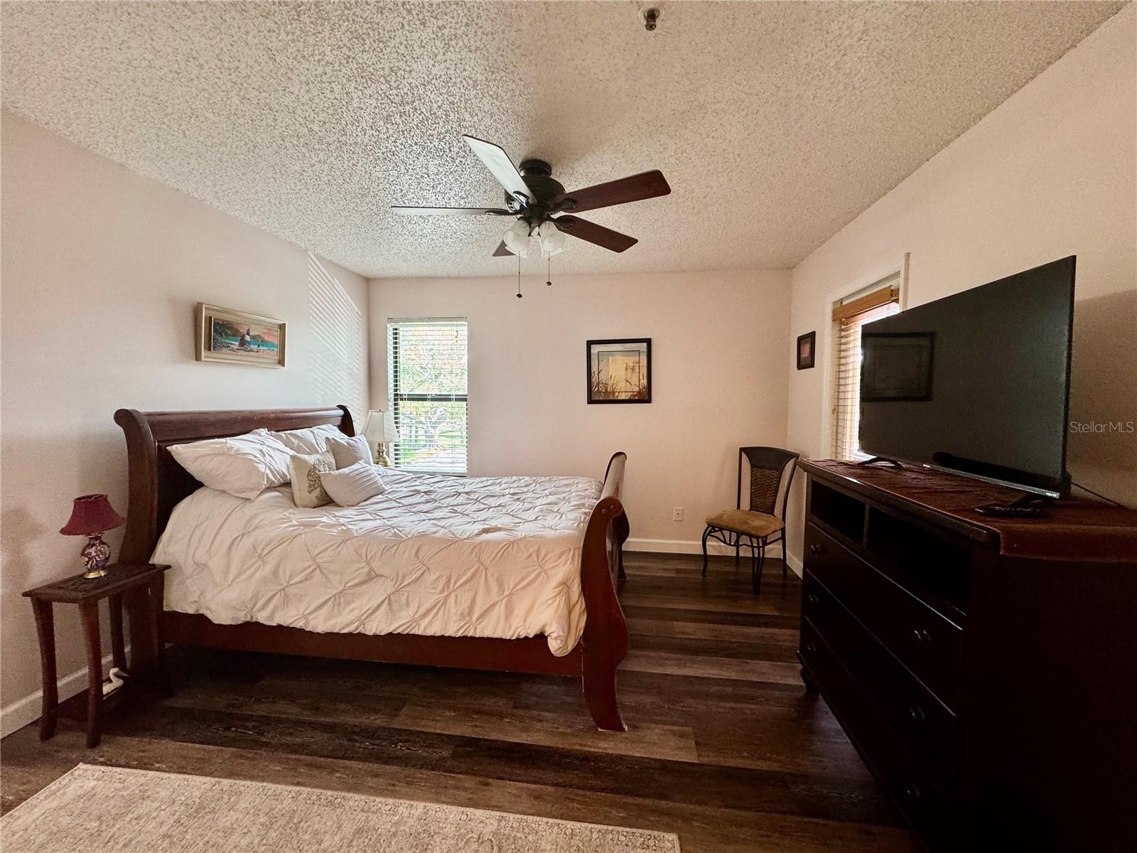 Image 4 of 5 For 4032 Crockers Lake Boulevard 27