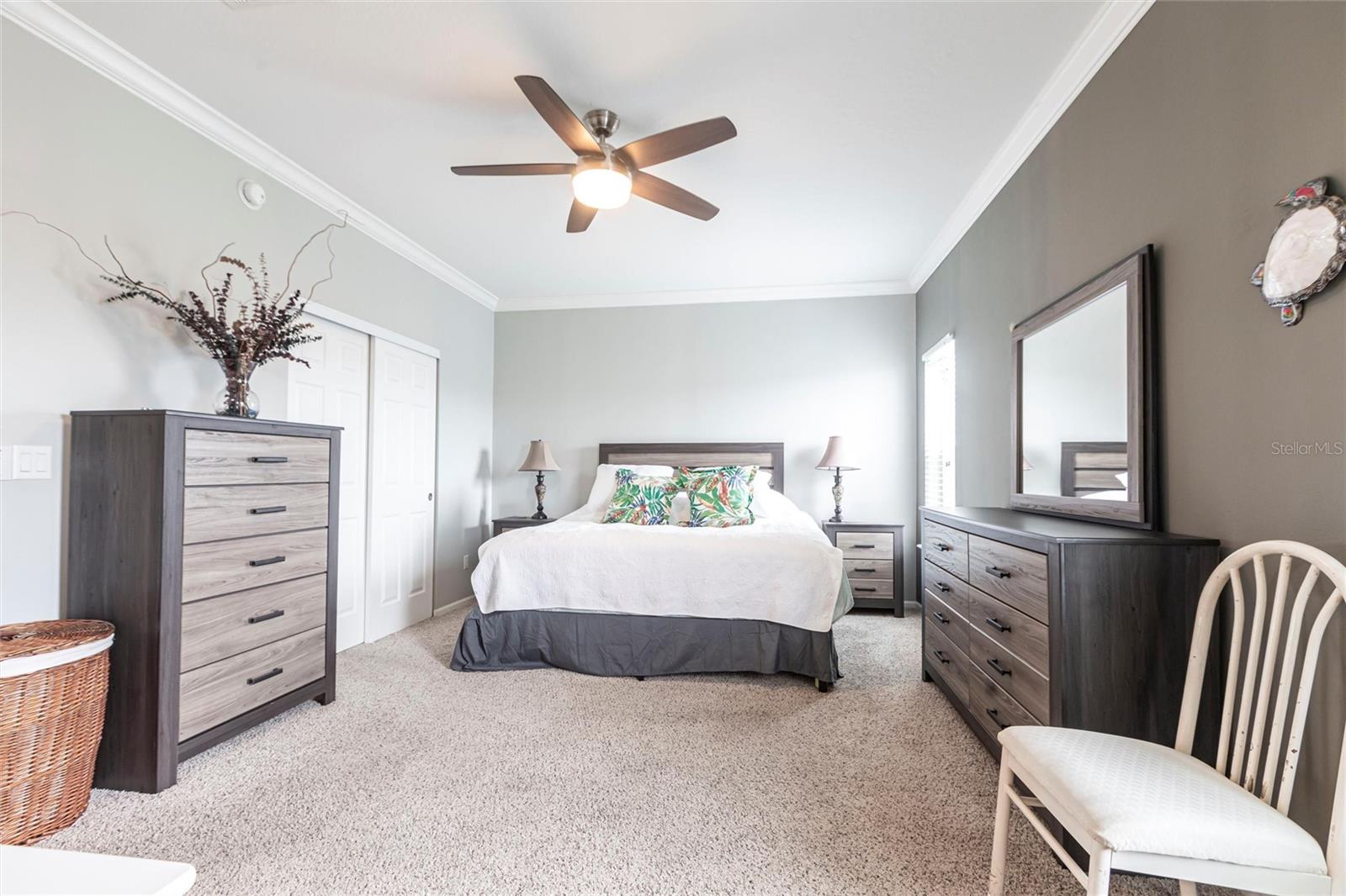 Image 19 of 27 For 168 Duchess Avenue