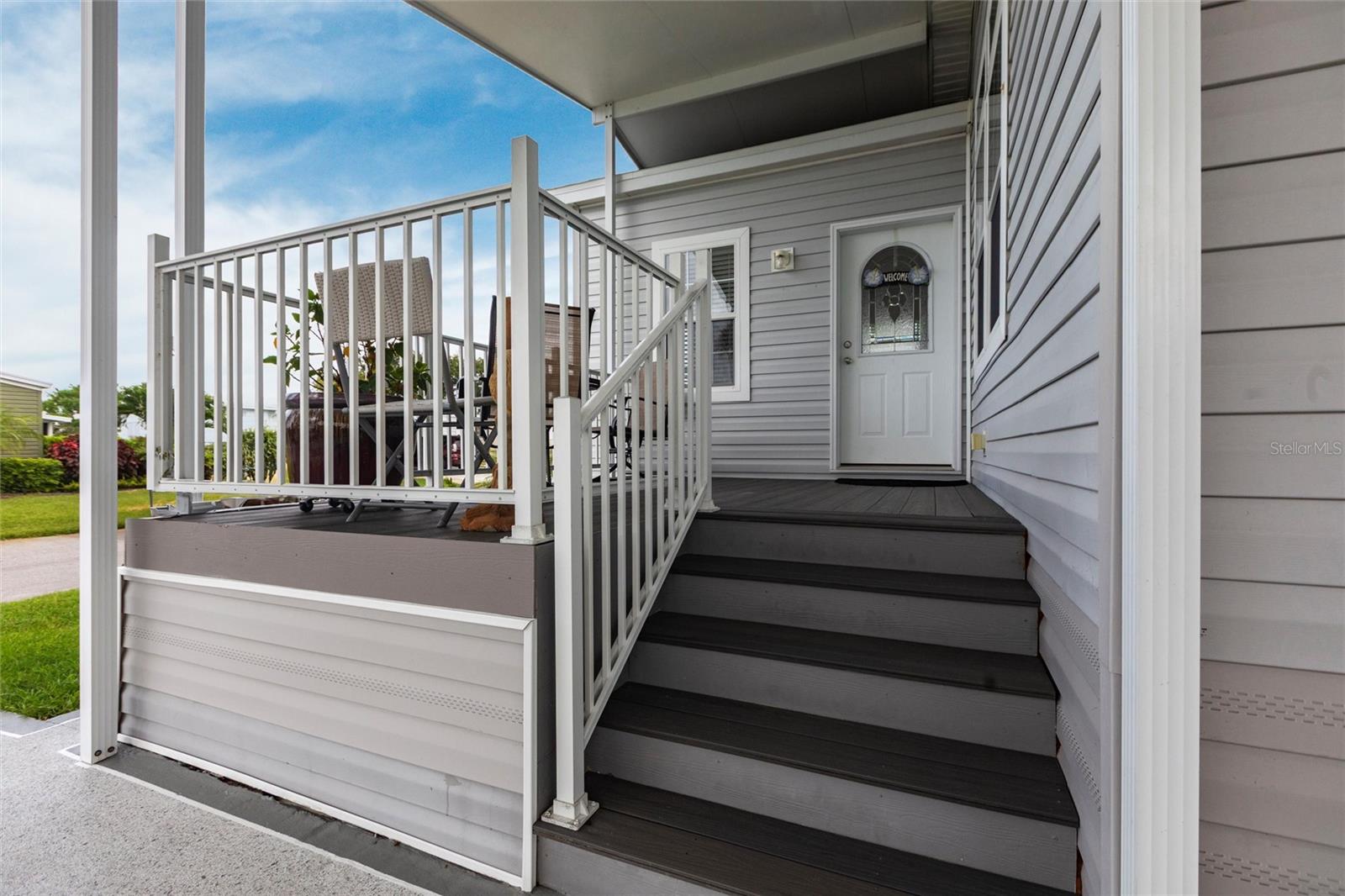 Image 6 of 27 For 168 Duchess Avenue