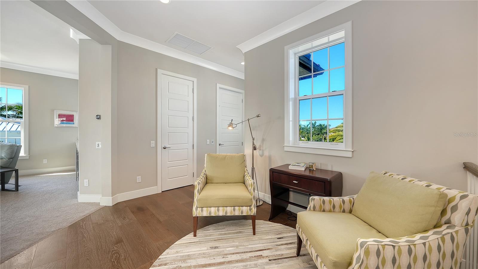 Listing photo id 27 for 590 Birdie Lane