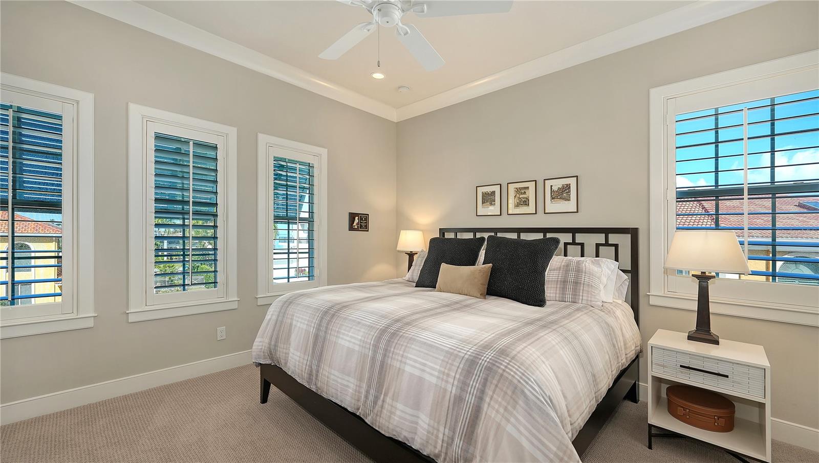 Listing photo id 30 for 590 Birdie Lane