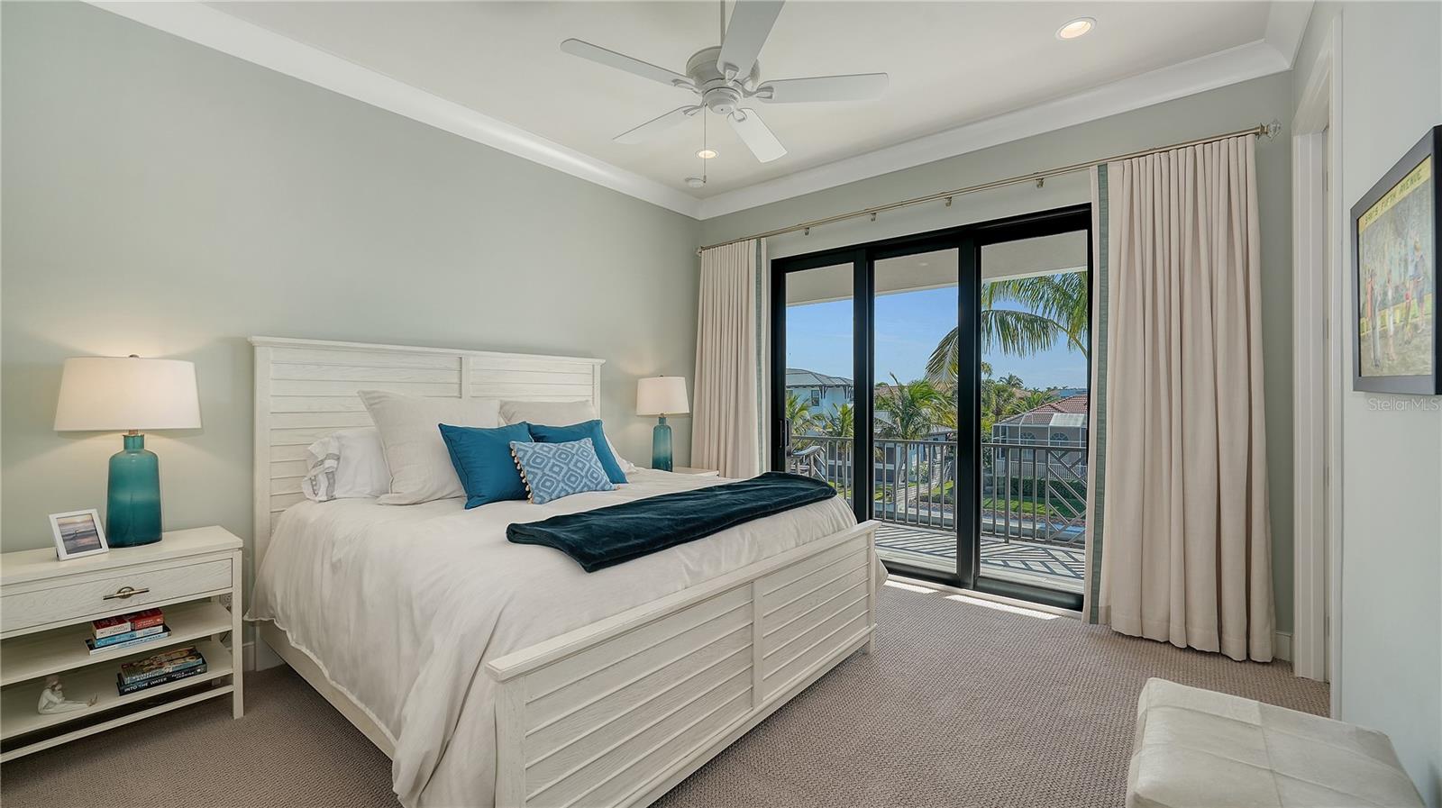 Listing photo id 31 for 590 Birdie Lane