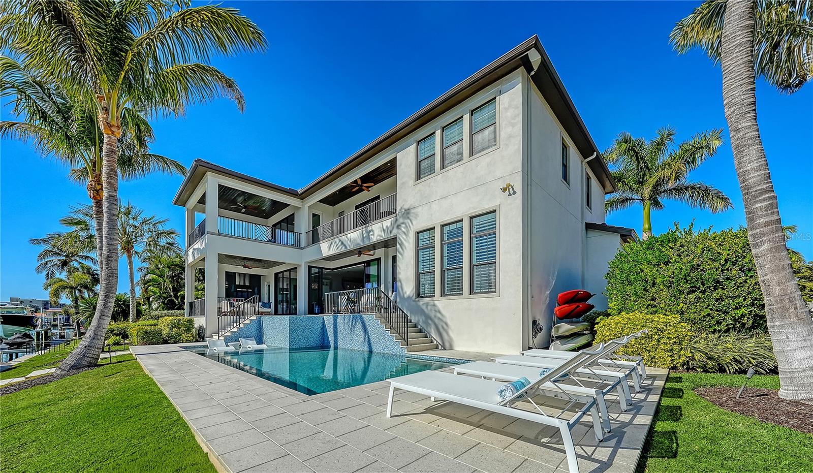 Listing photo id 46 for 590 Birdie Lane