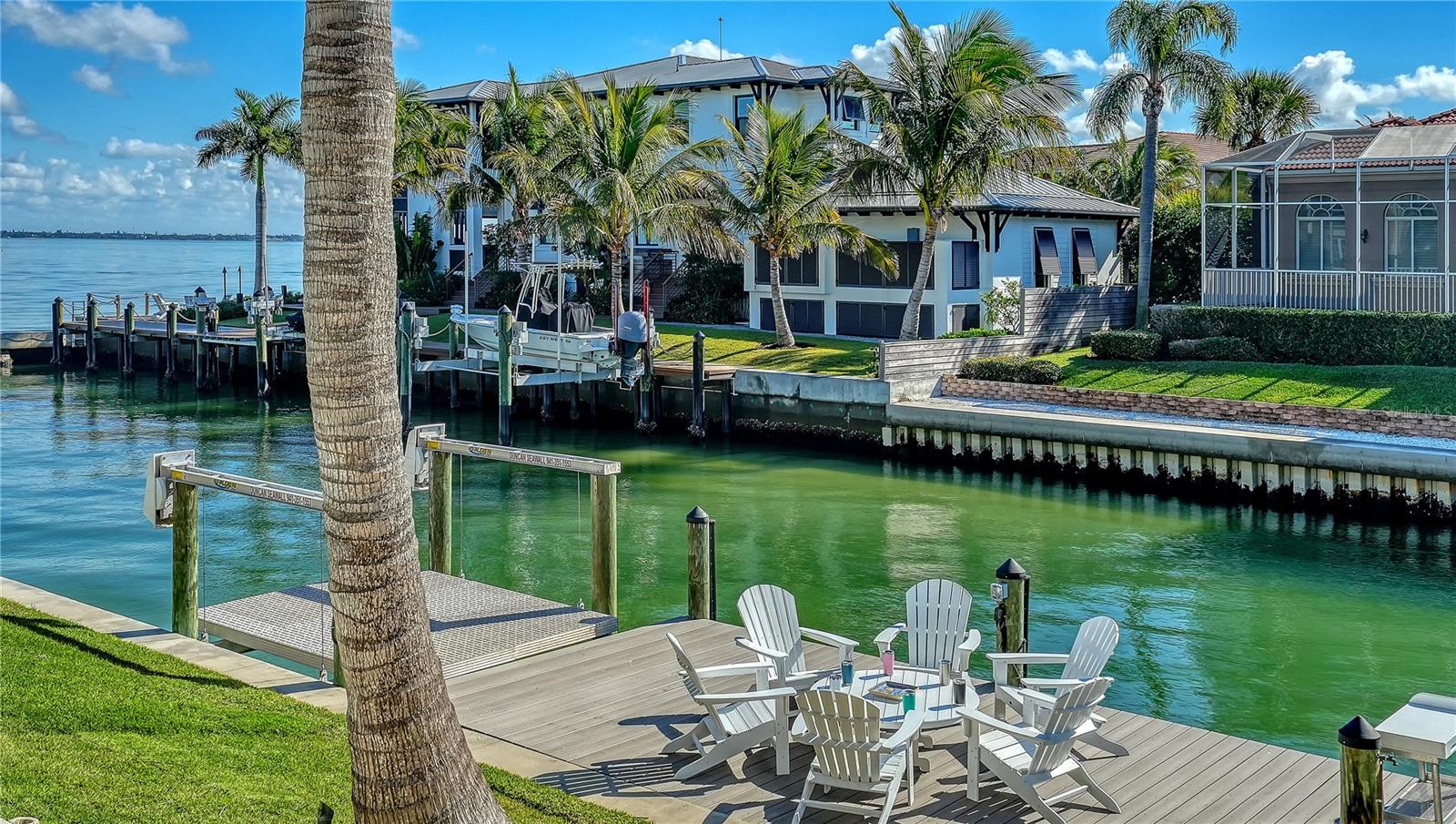 Listing photo id 49 for 590 Birdie Lane