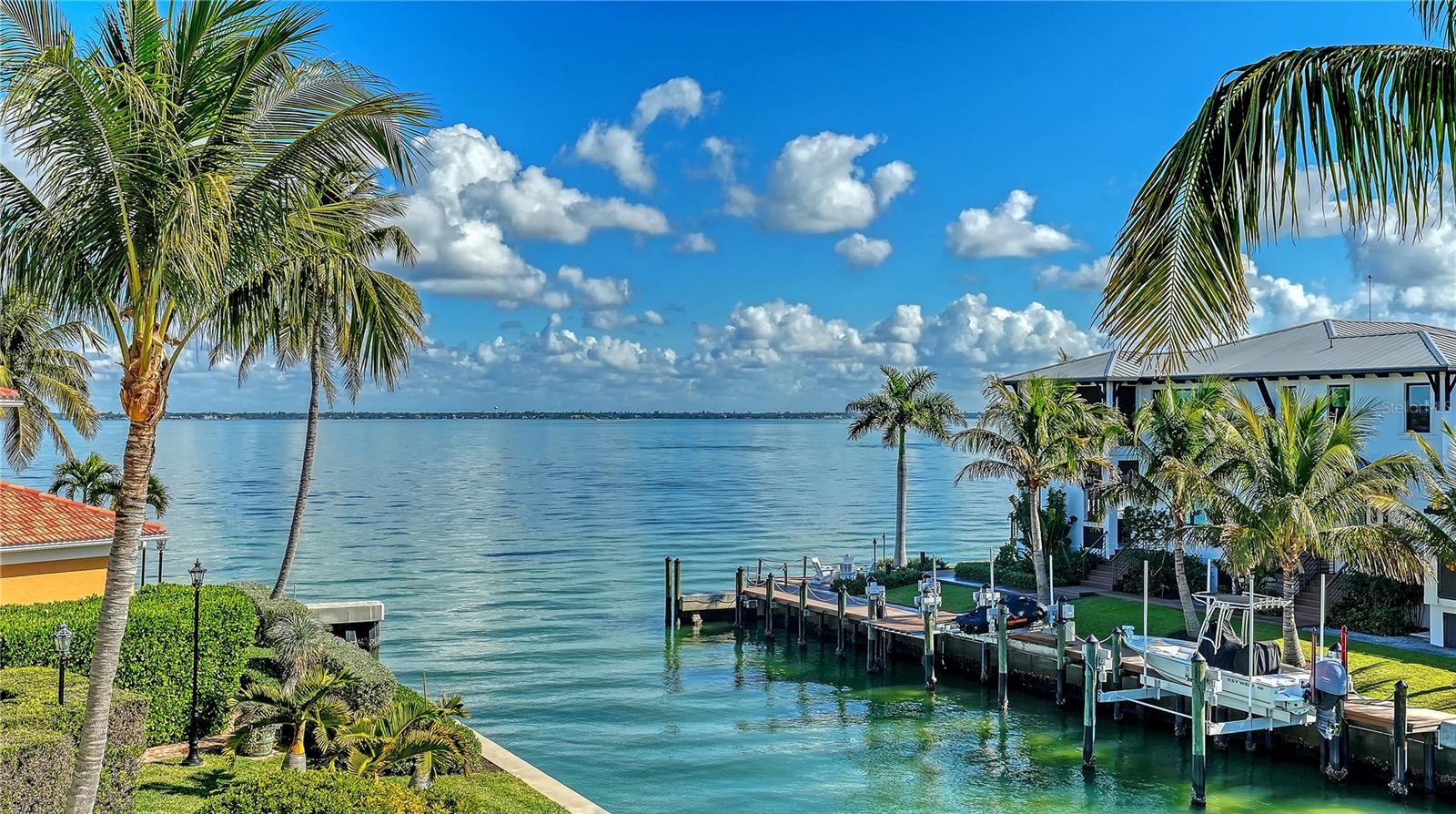 Listing photo id 52 for 590 Birdie Lane