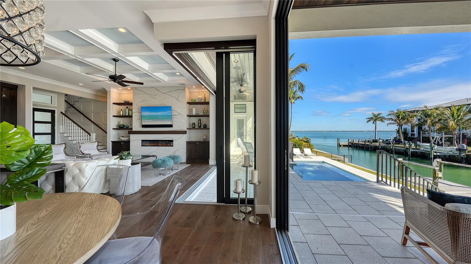 Listing photo id 7 for 590 Birdie Lane