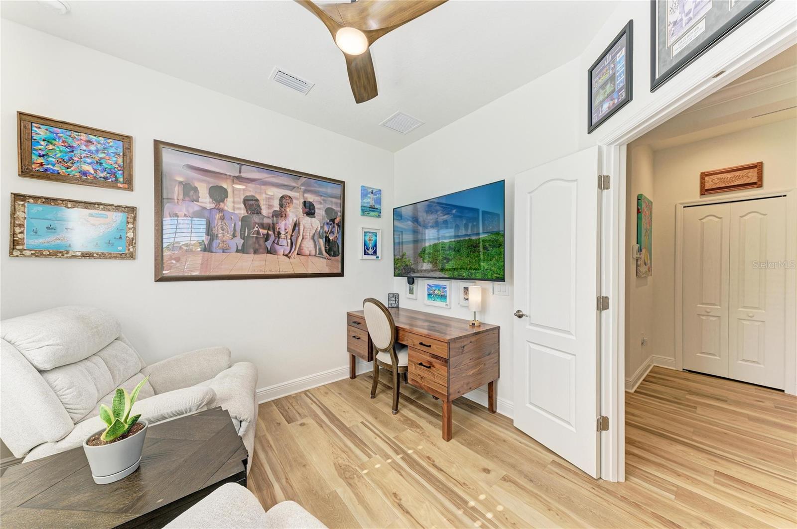 Image 12 of 91 For 9920 Crystal Isle Circle