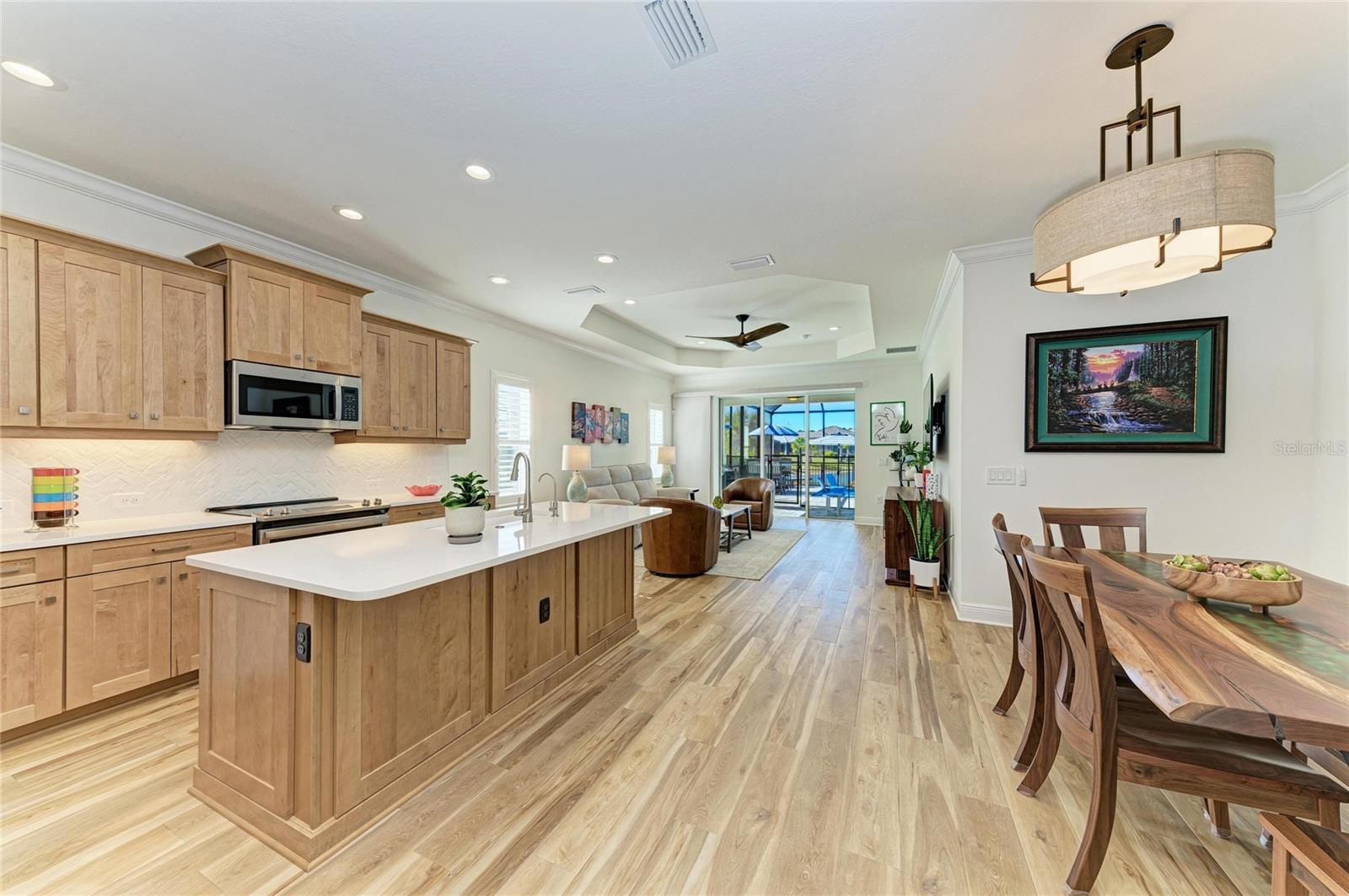 Image 15 of 91 For 9920 Crystal Isle Circle