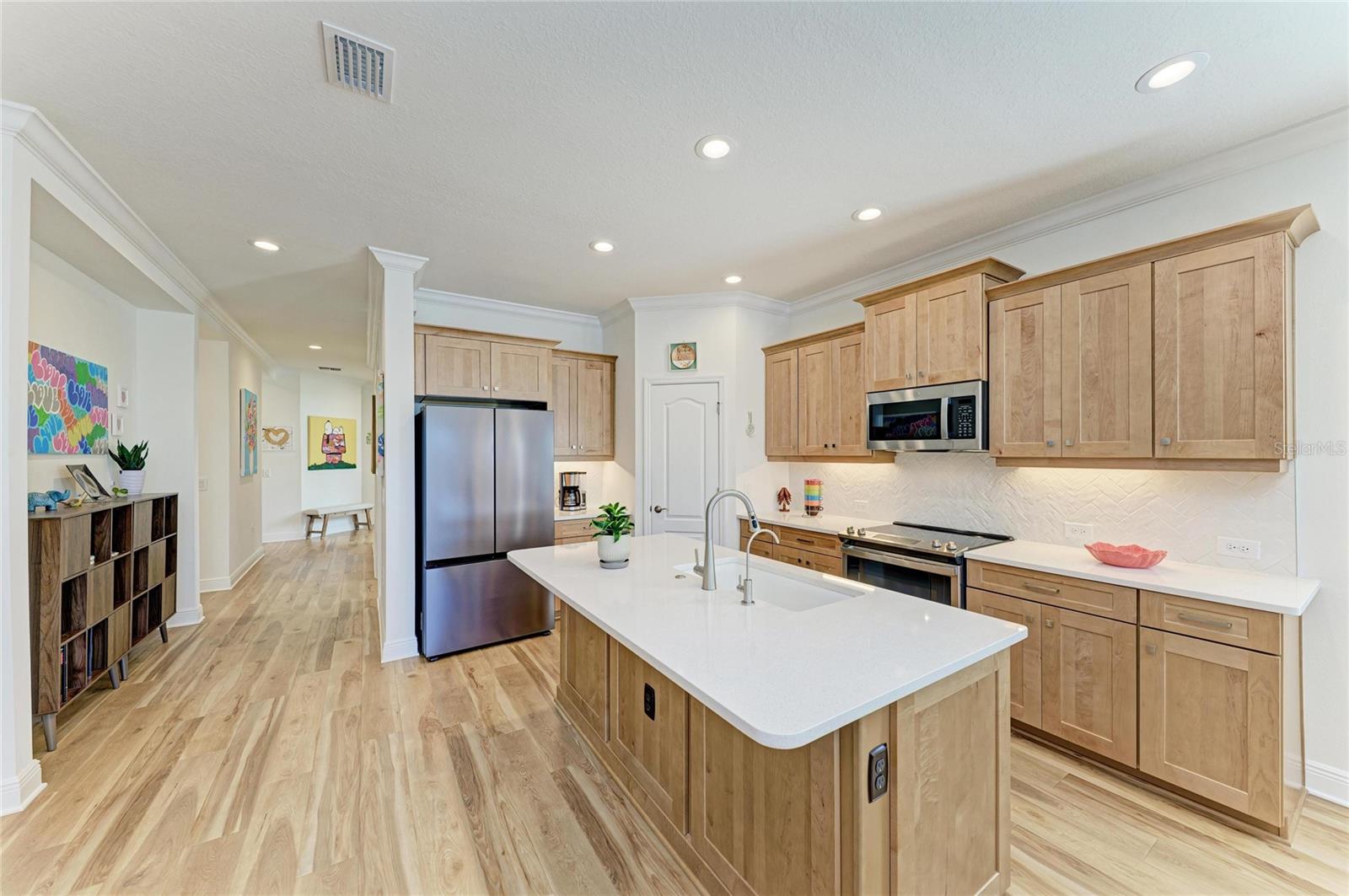 Image 18 of 91 For 9920 Crystal Isle Circle