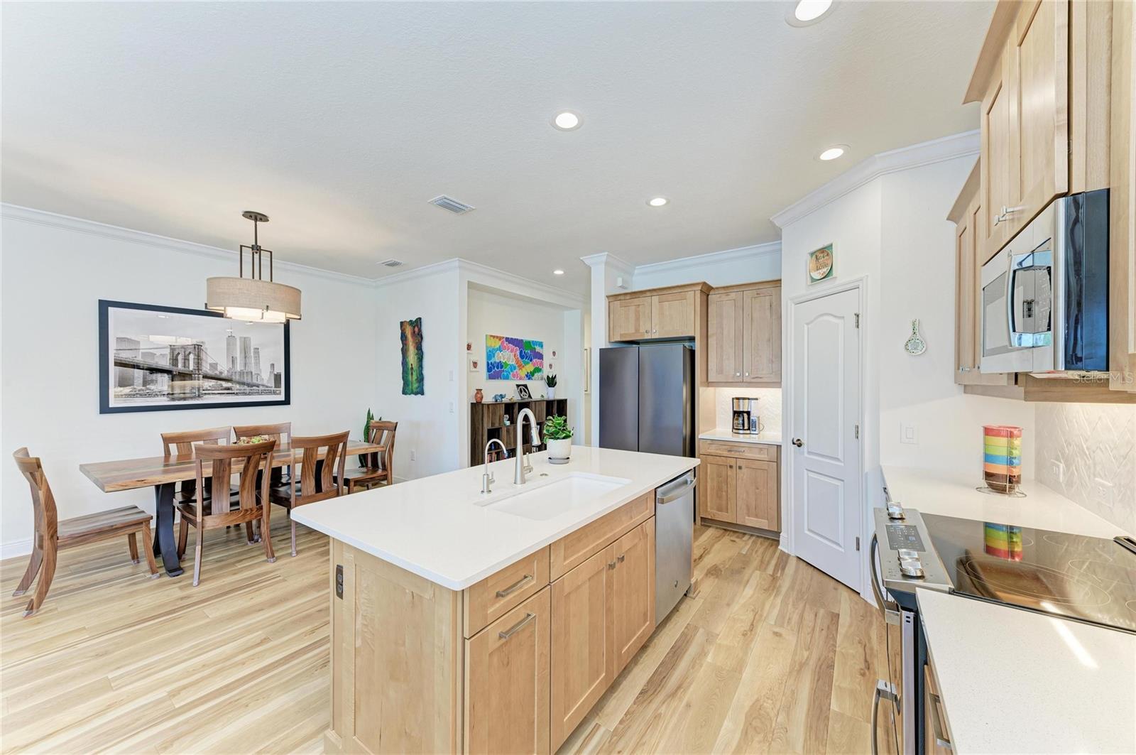 Image 20 of 91 For 9920 Crystal Isle Circle