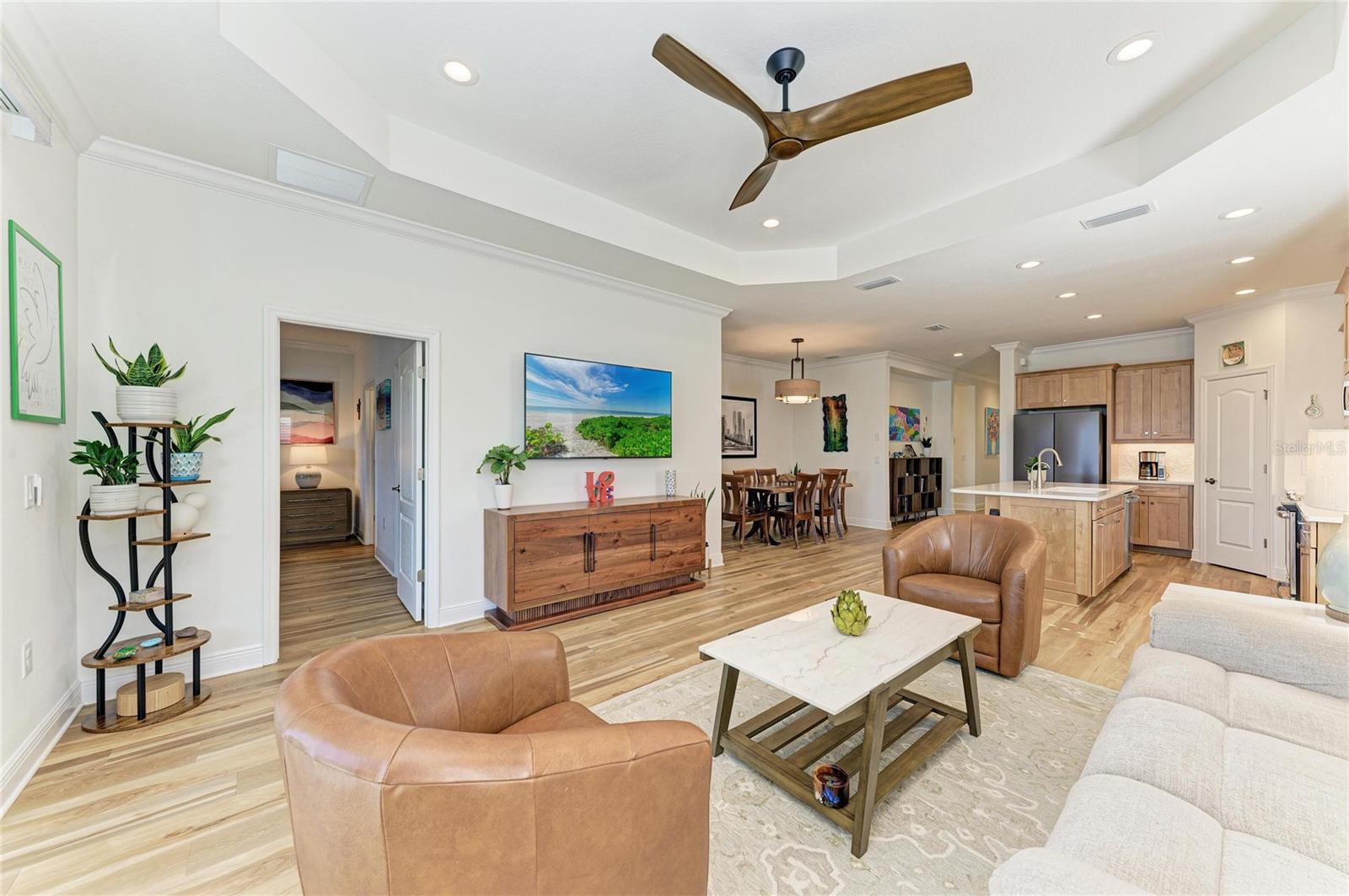 Image 26 of 91 For 9920 Crystal Isle Circle