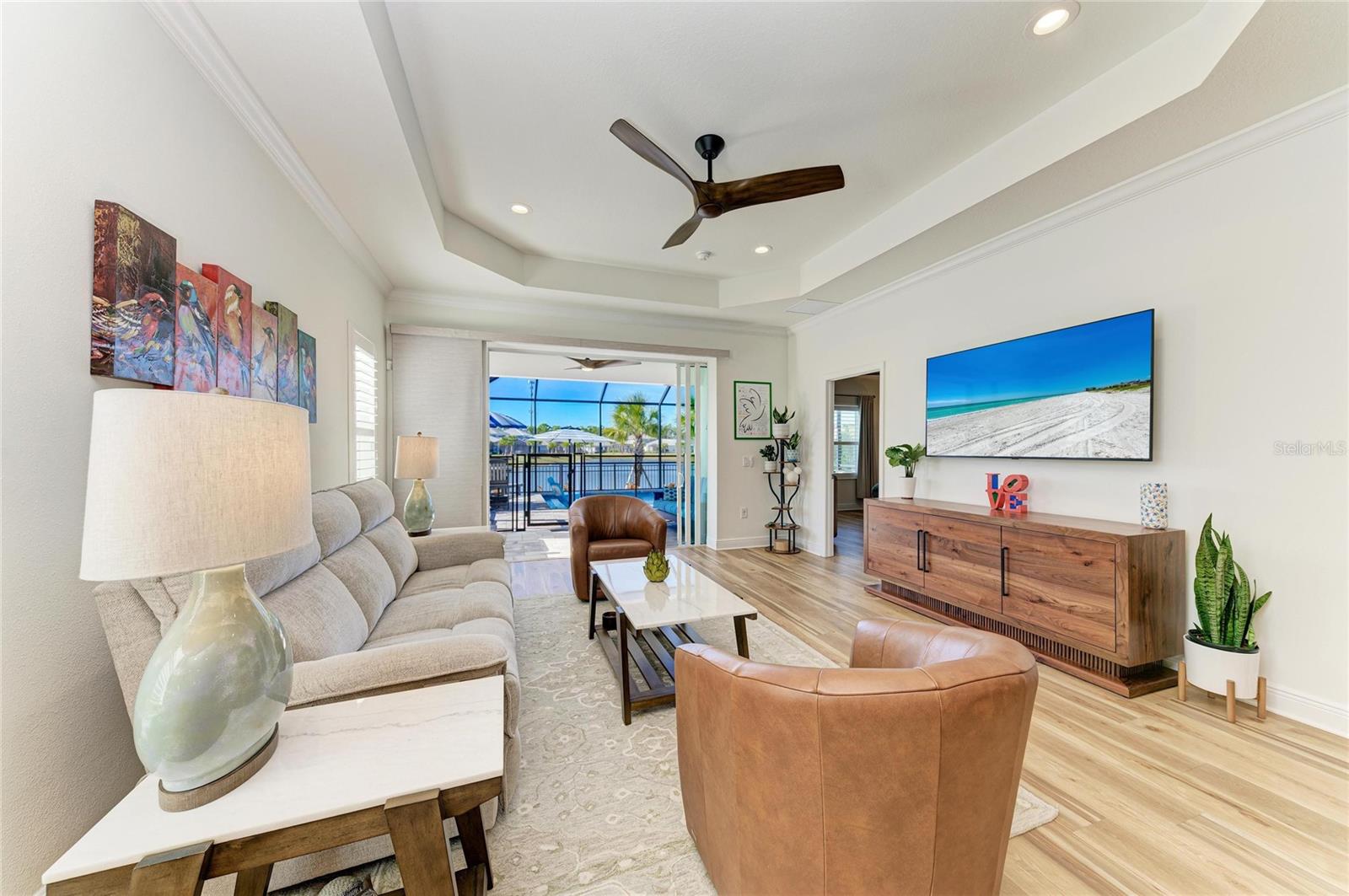 Image 27 of 91 For 9920 Crystal Isle Circle