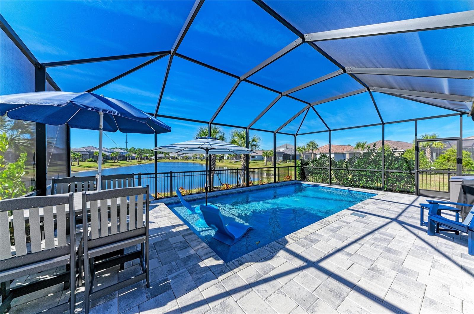 Image 29 of 91 For 9920 Crystal Isle Circle